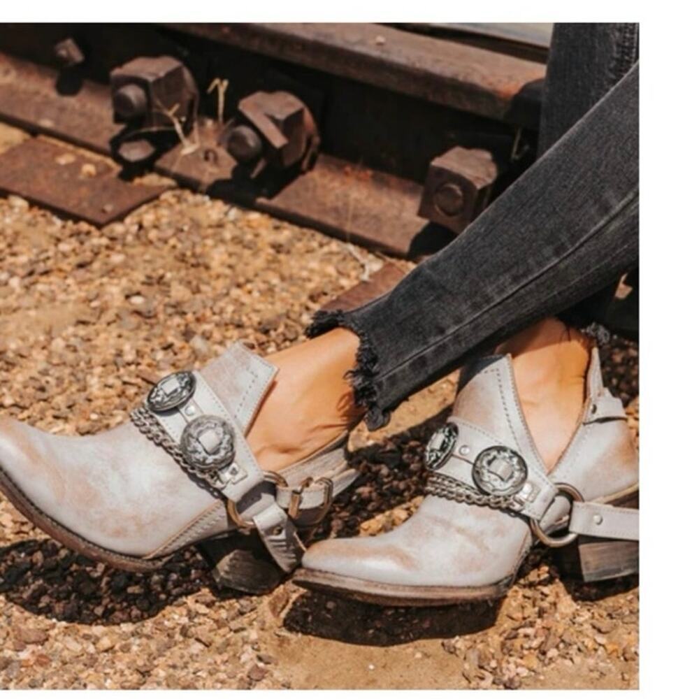 Freebird by Steven Mystic Leather Ankle Boots Smoke Gray